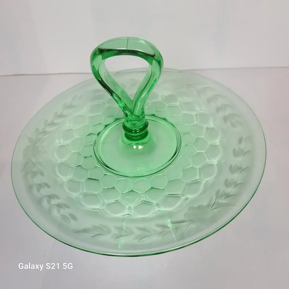 Vintage Green Tidbit Tray, Center Handle, Bar Plate